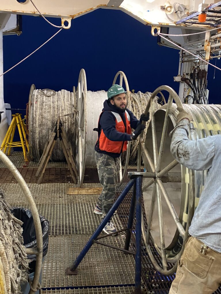 Equipment on the deck of the RV Marcus Langseth