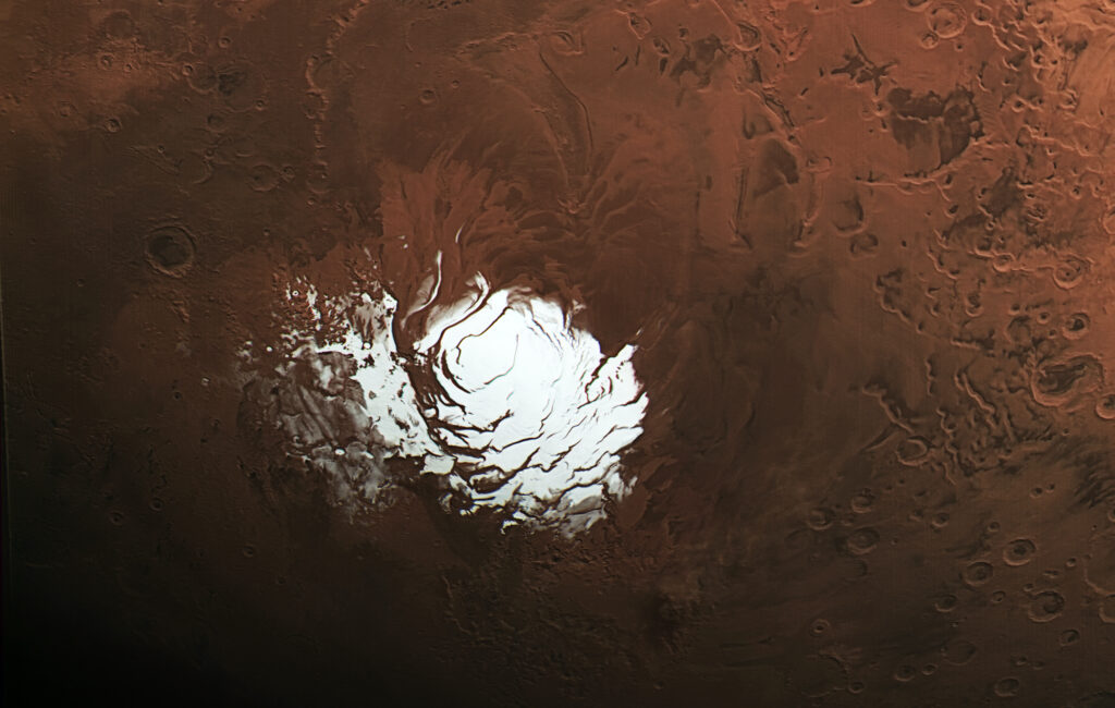 Satellite image of Mars' ice covered south pole