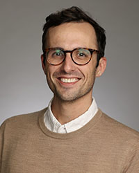 Portrait photo of Jonathan