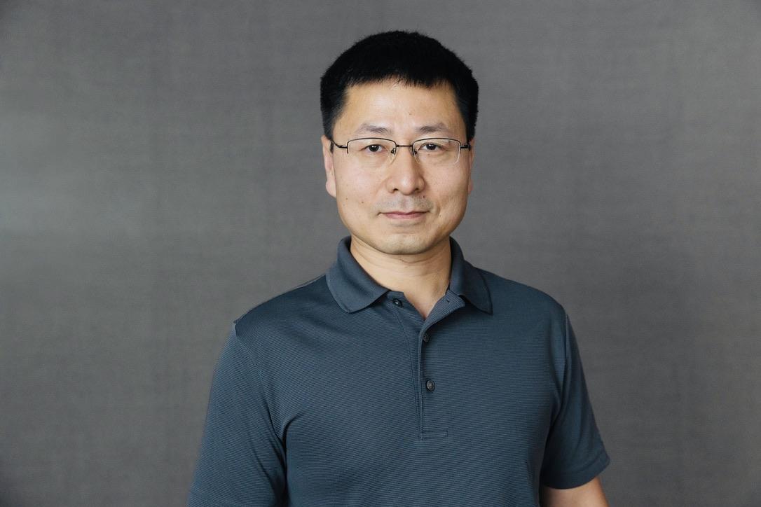 Jinbo Wang headshot