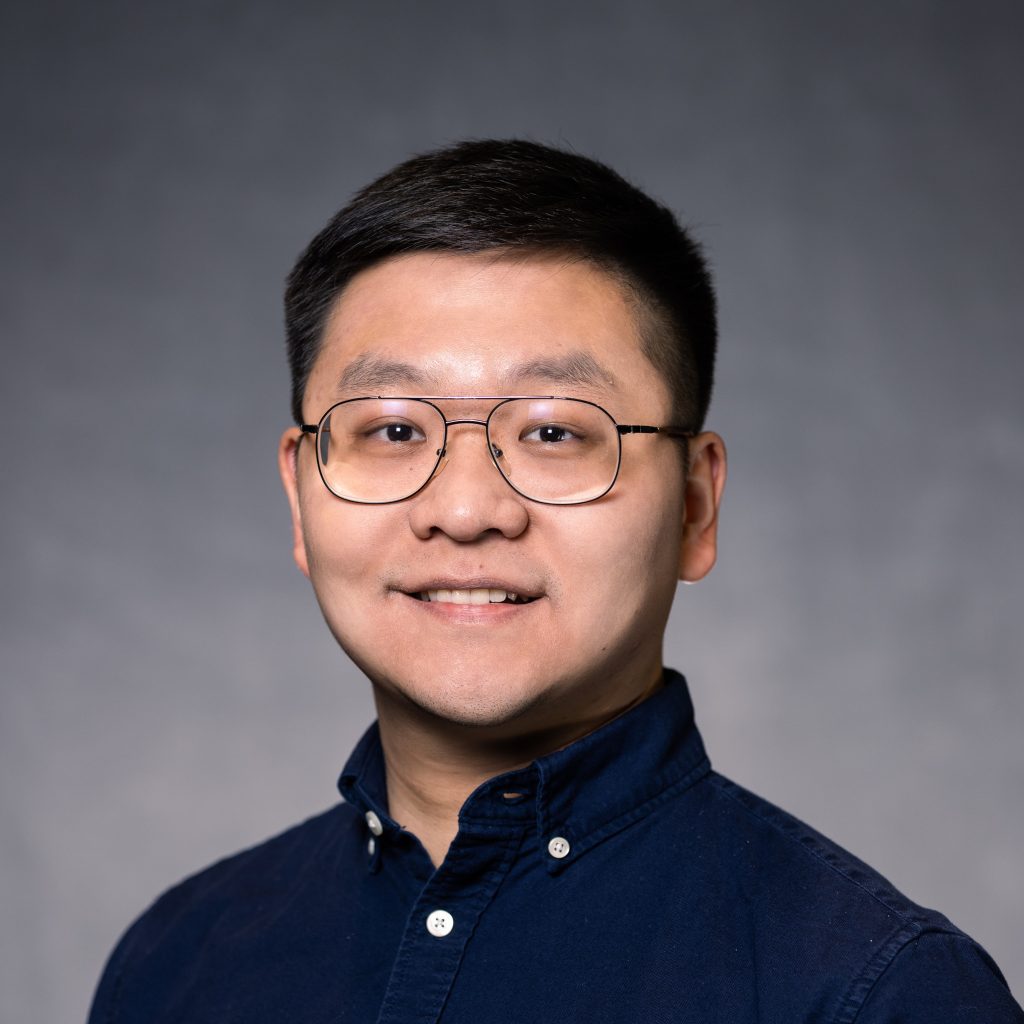 Headshot of Shuai Yan