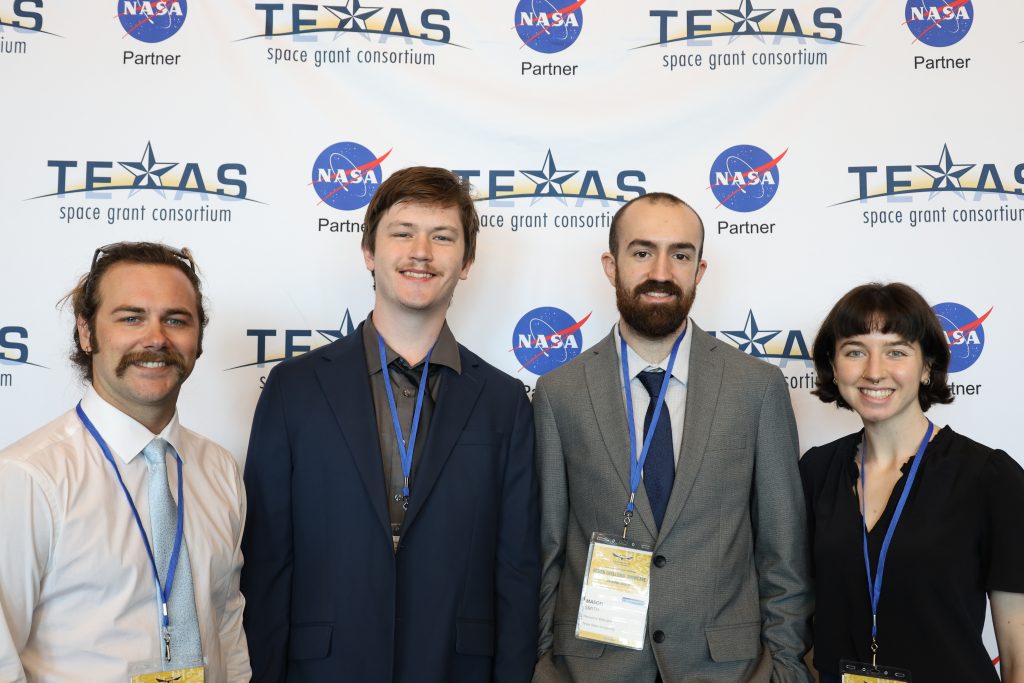 Passwrd: Bobcat S26 Team photo